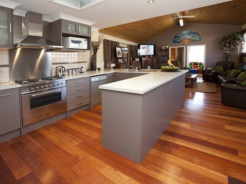 7 Boliver Place, Langford WA 6147