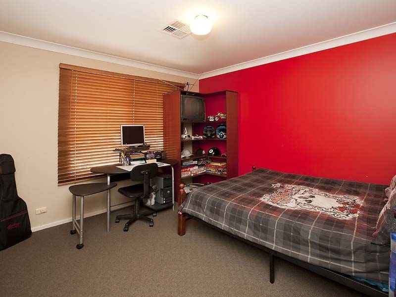 7 Boliver Place, Langford WA 6147