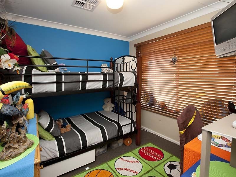 7 Boliver Place, Langford WA 6147