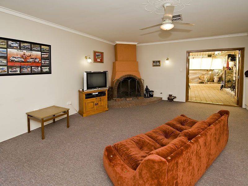 4 Rapkin Street, Langford WA 6147