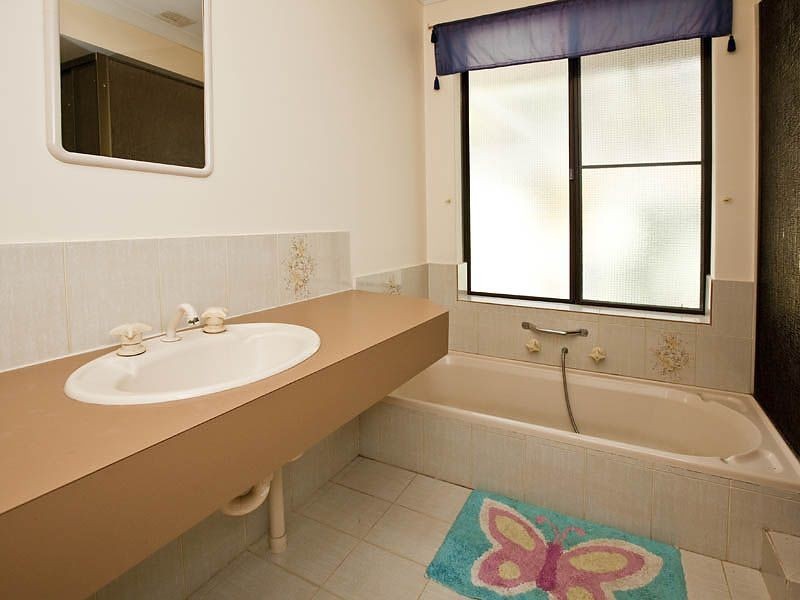 17 Millbrook Close, Jarrahdale WA 6124