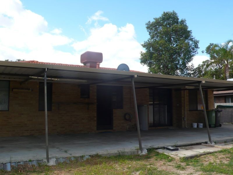39 Storey Road, Thornlie WA 6108