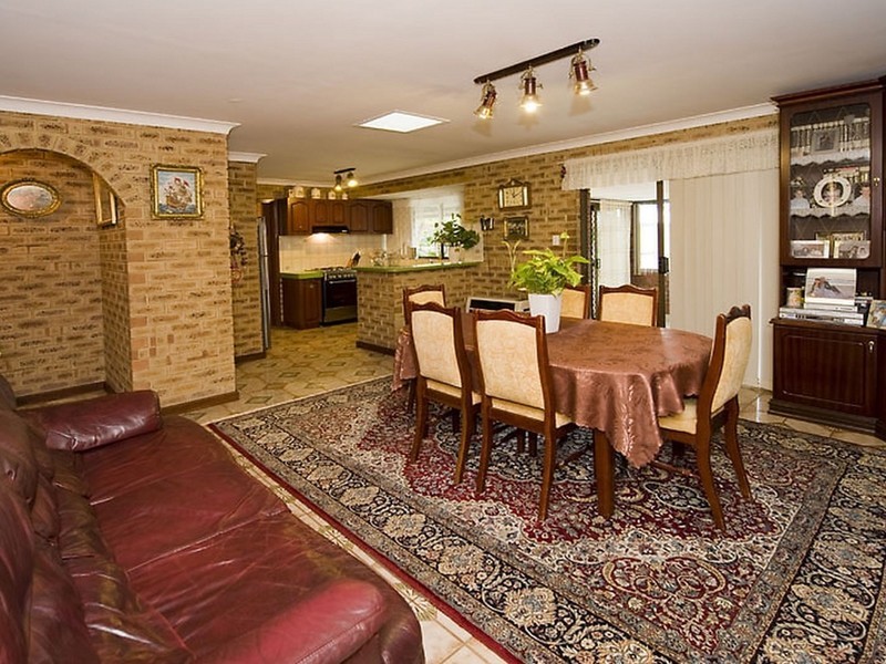 13 Barming Street, Gosnells WA 6110