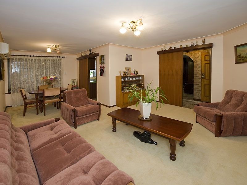 13 Barming Street, Gosnells WA 6110