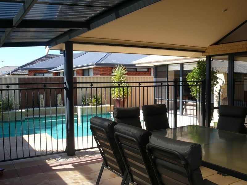 7 Tranquil Gardens, Atwell WA 6164