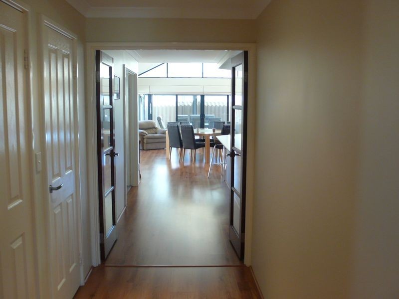 7 Tranquil Gardens, Atwell WA 6164