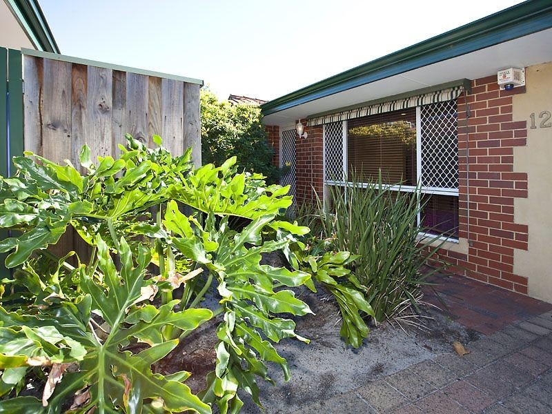 12/2 Glennis Close, Gosnells WA 6110