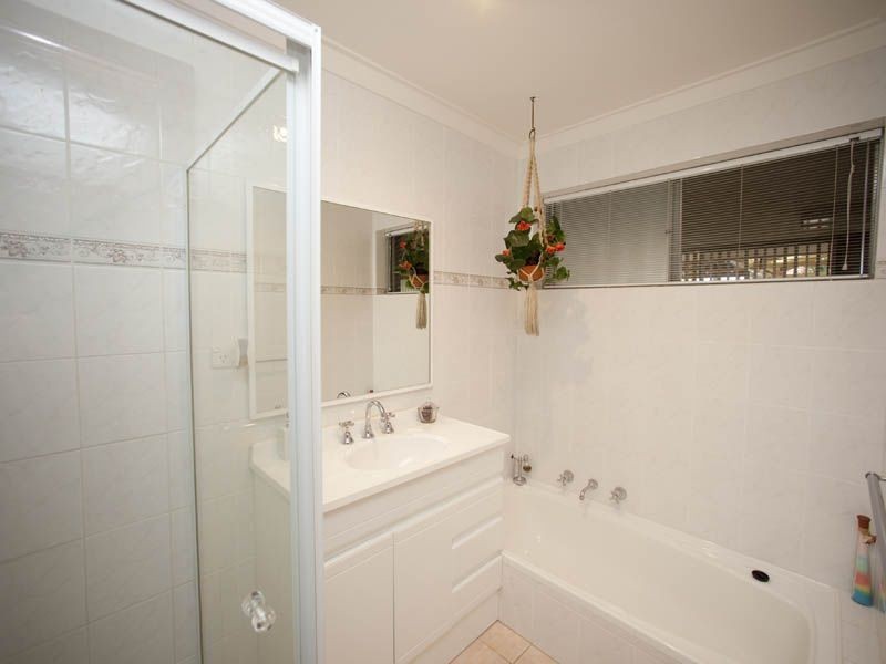 10 Kellar Way, Thornlie WA 6108