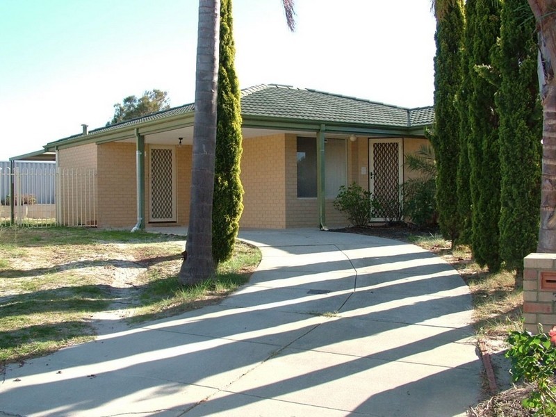 3 Reichel Place, Huntingdale WA 6110