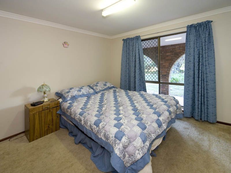 10 Pilot Road, Huntingdale WA 6110