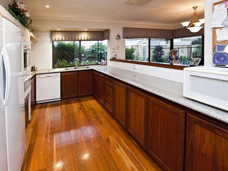 25 Matfield Way, Gosnells WA 6110