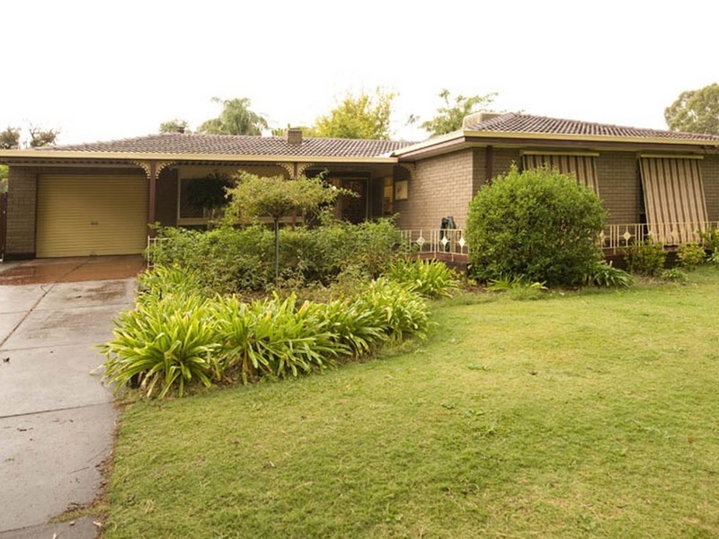 22 Culligan Road, Thornlie WA 6108