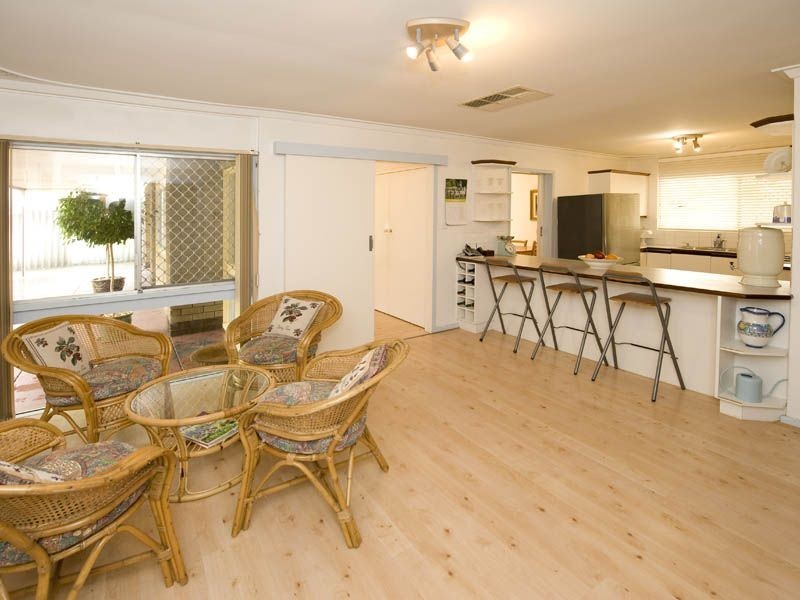 22 Culligan Road, Thornlie WA 6108