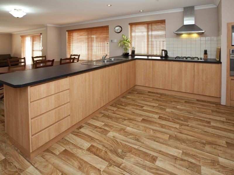 28 Copperback Circle, Huntingdale WA 6110