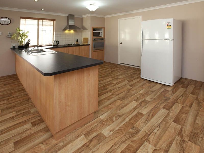 28 Copperback Circle, Huntingdale WA 6110