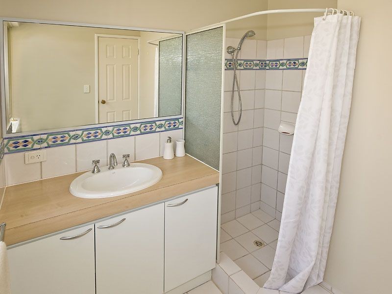 49 Discovery Drive, Thornlie WA 6108