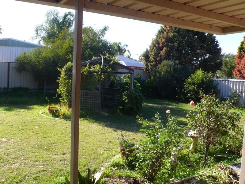 98 Park Road, Kenwick WA 6107