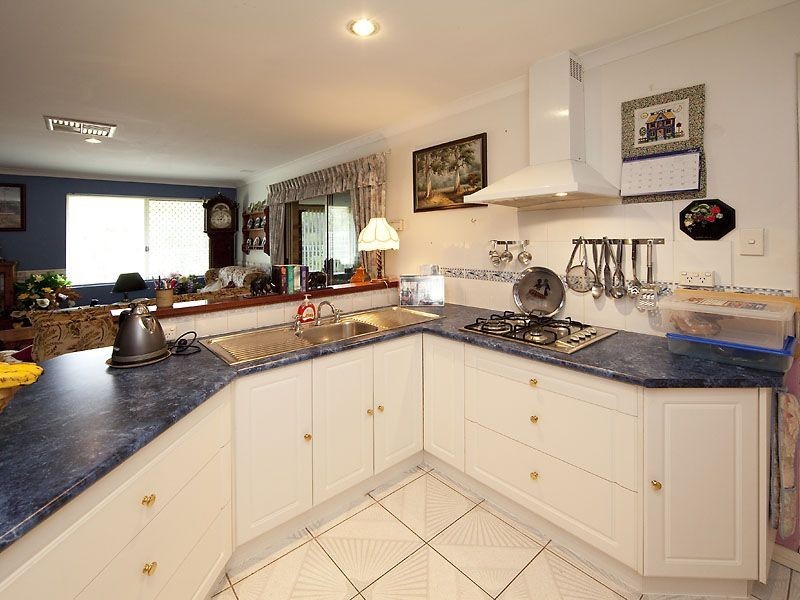 9 Wedgewood Glades, Gosnells WA 6110