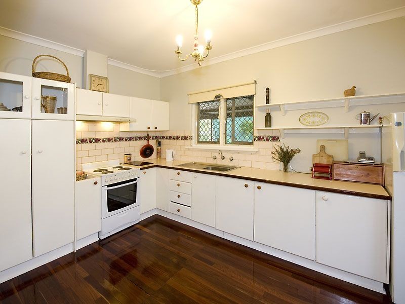 45 Thornlie Avenue, Thornlie WA 6108