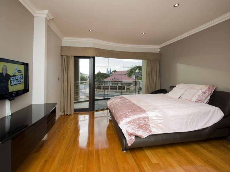 331 Mill Point Road, South Perth WA 6151