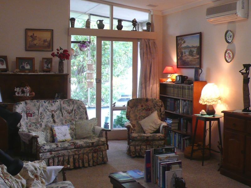 27 Moorhouse Street, Willagee WA 6156