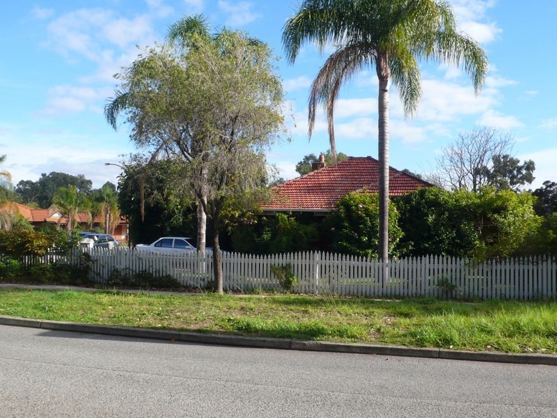 19 May Street, Gosnells WA 6110
