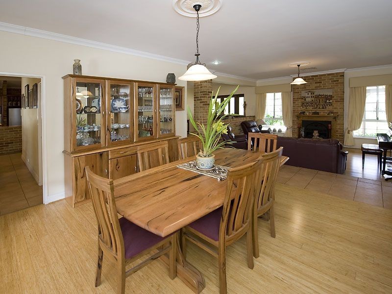 5 Owsten Court, Banjup WA 6164