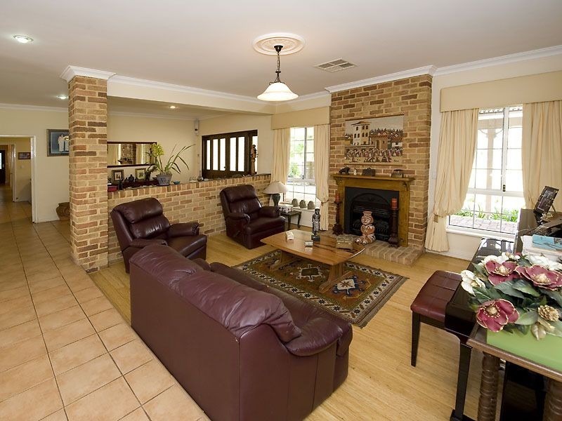 5 Owsten Court, Banjup WA 6164