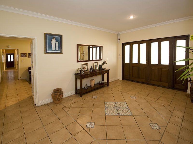 5 Owsten Court, Banjup WA 6164