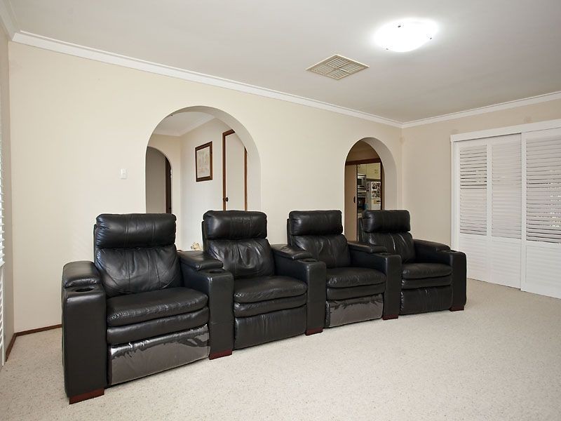 28 Helena Crescent, Thornlie WA 6108