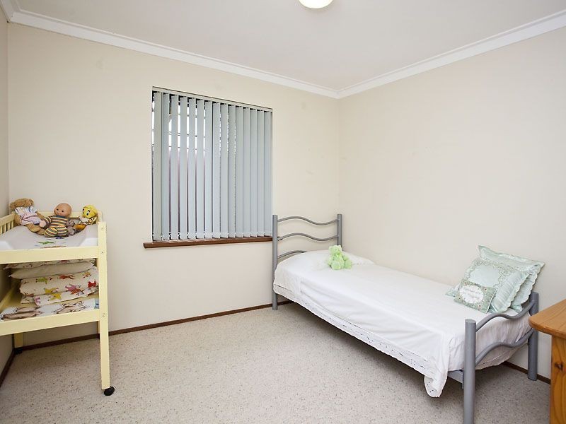28 Helena Crescent, Thornlie WA 6108