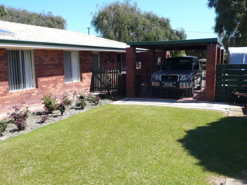 21 Jardine Court, Thornlie WA 6108