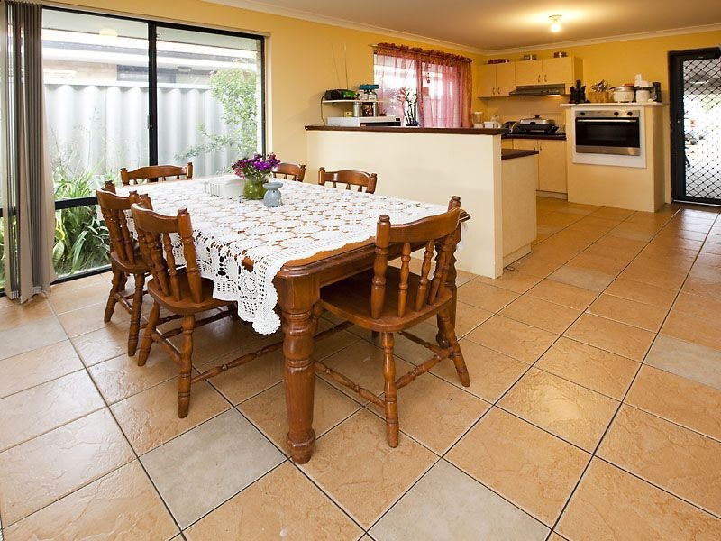 10A Bindoon Loop, Huntingdale WA 6110