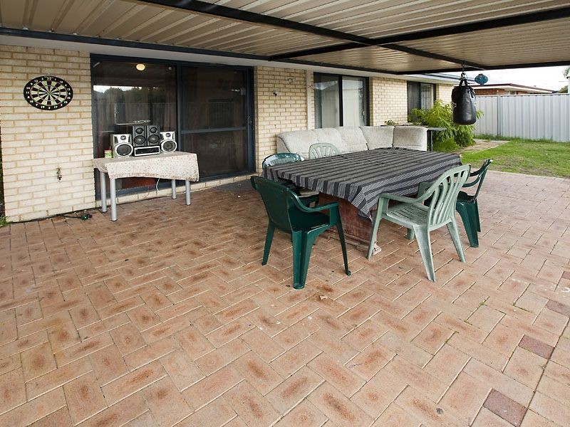 10A Bindoon Loop, Huntingdale WA 6110