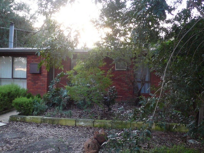 11A Gladstone Road, Armadale WA 6112