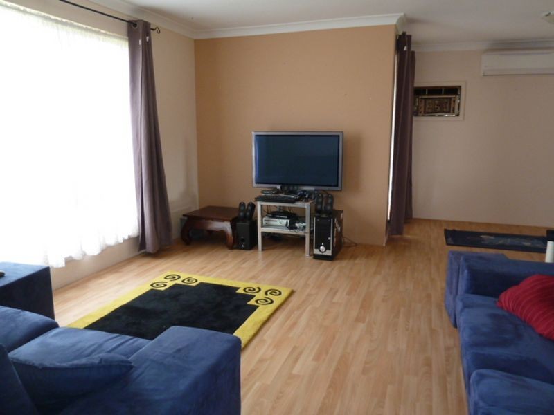 36 Hargrave Drive, Thornlie WA 6108