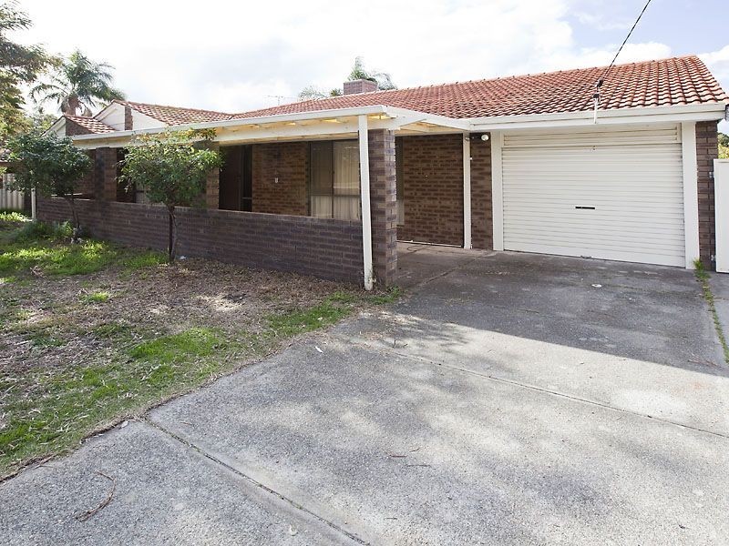 9 Fulmar Street, Thornlie WA 6108