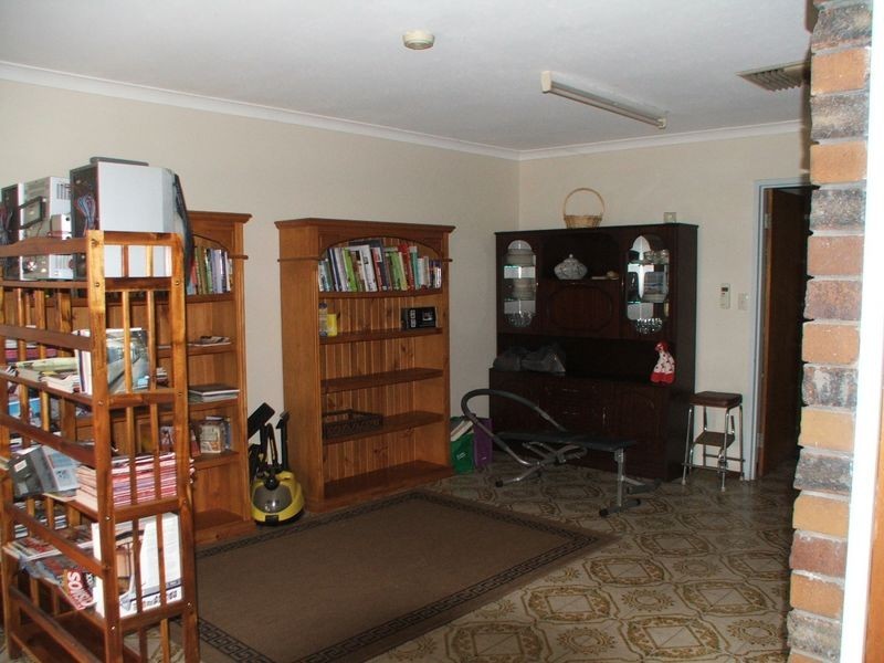 15 Yale Road, Thornlie WA 6108