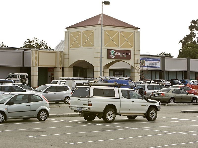 13 Charles Street, Kelmscott WA 6111