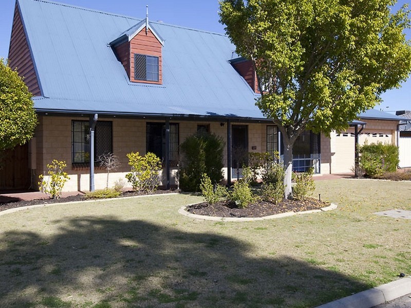 22 Butler Pass, Kelmscott WA 6111