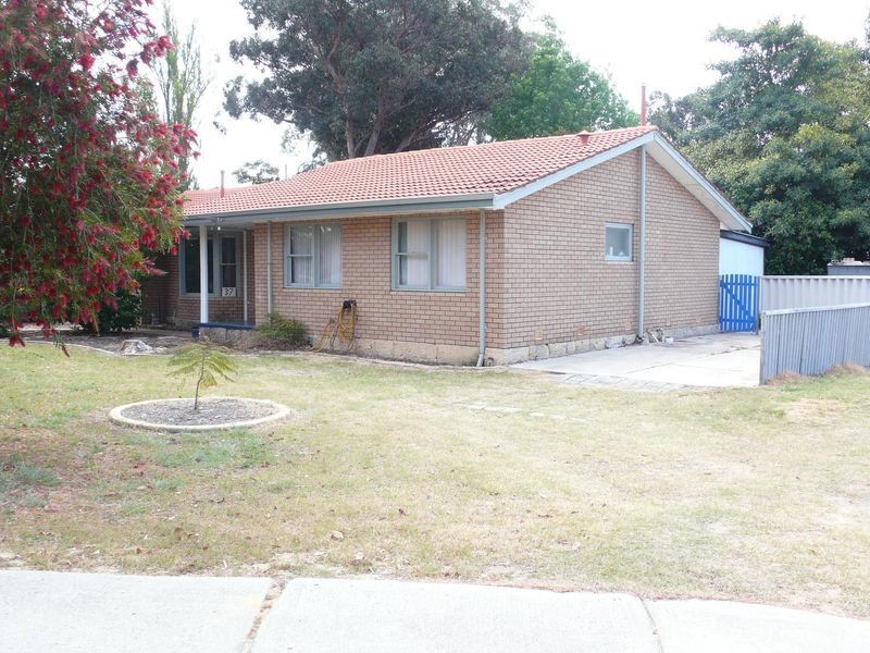 37 Goodall Street, Gosnells WA 6110