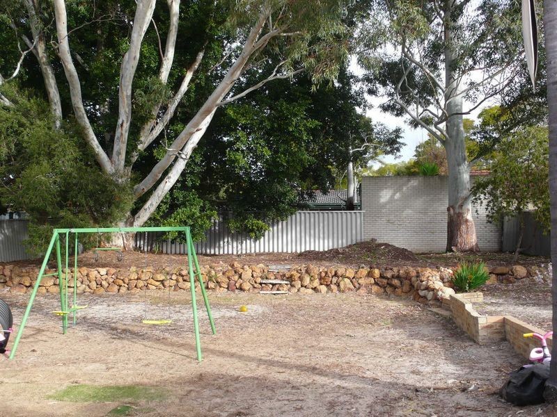 40 Lester Drive, Thornlie WA 6108