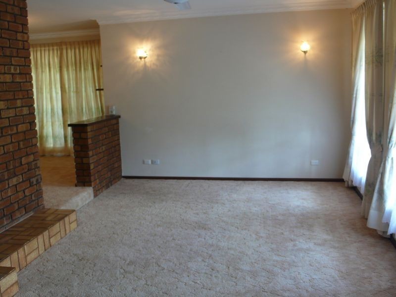 55 Grenadier Drive, Thornlie WA 6108