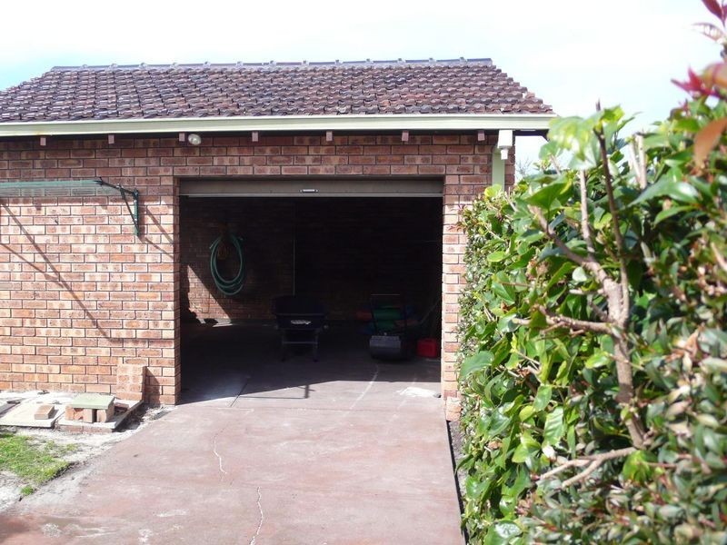 55 Grenadier Drive, Thornlie WA 6108