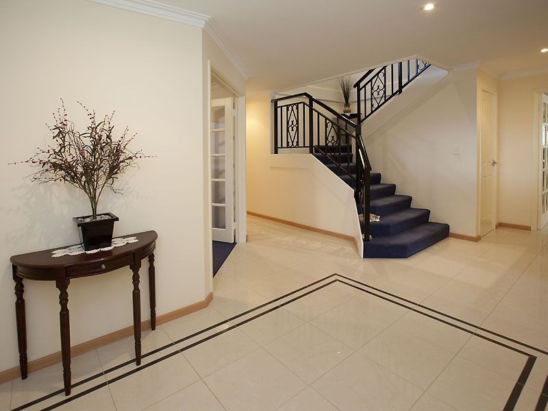 10 Corsham Gardens, Canning Vale WA 6155
