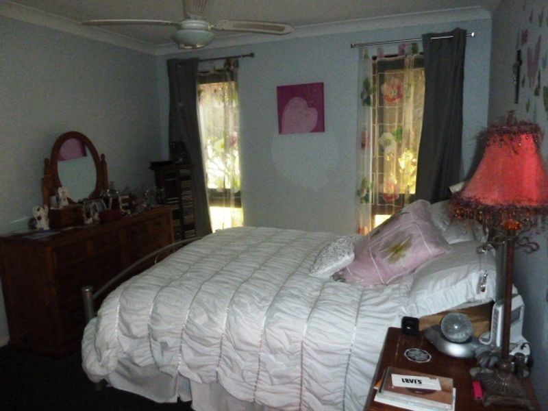 36 Hume Road, Thornlie WA 6108