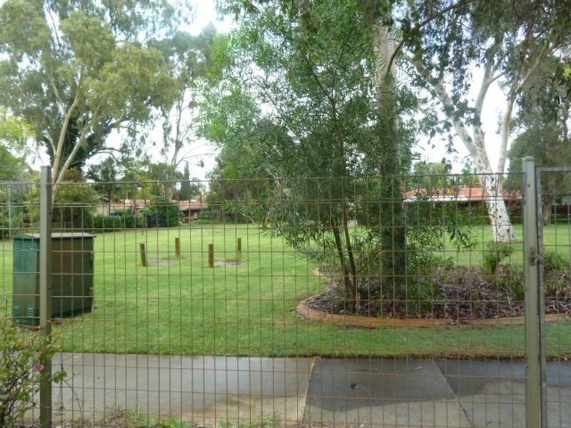 36 Hume Road, Thornlie WA 6108