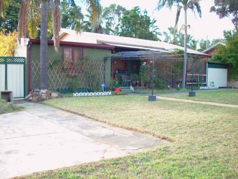 10 Stretton Way, Kenwick WA 6107