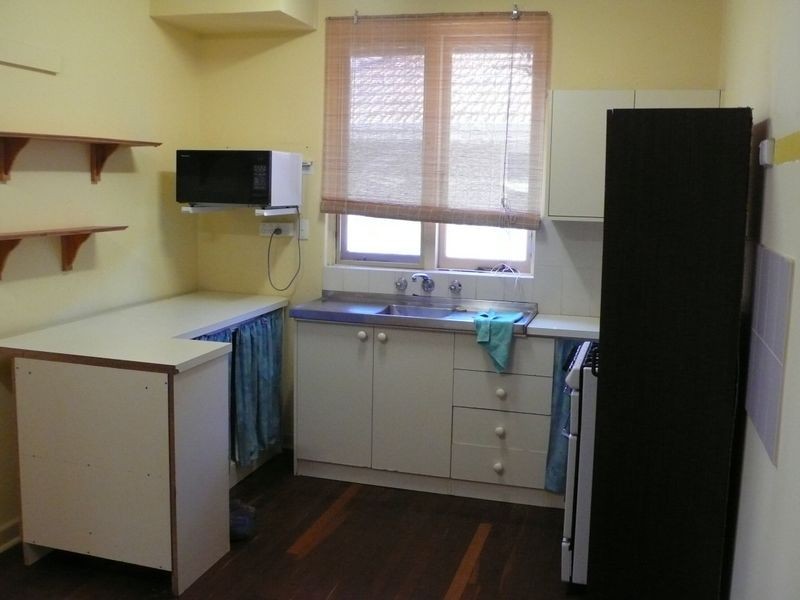 4 Selby Street, Thornlie WA 6108