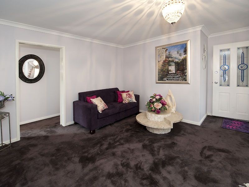 13/10 Dawson Avenue, Forrestfield WA 6058